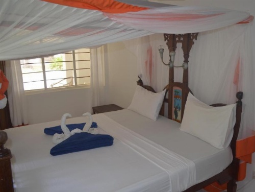 Ndame Beach Lodge image 12